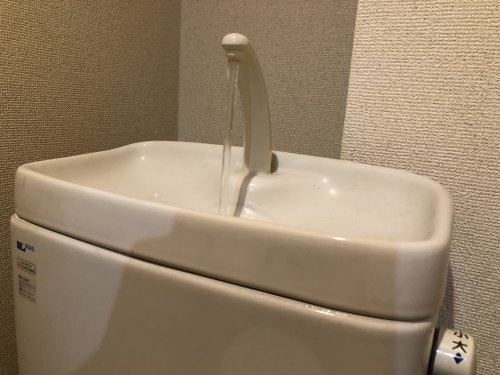 葛飾区　トイレ水漏れ修理　基本料金2980円